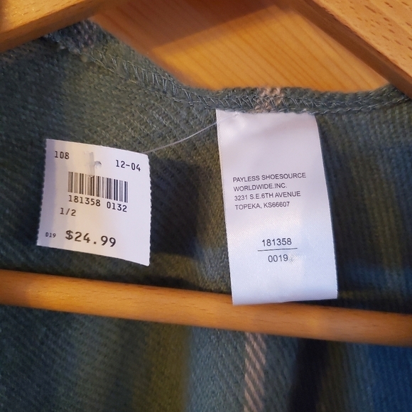 ð
ºnew Green Tan Shall wrap with fringe one size fits all Smoke free home - Picture 4 of 7